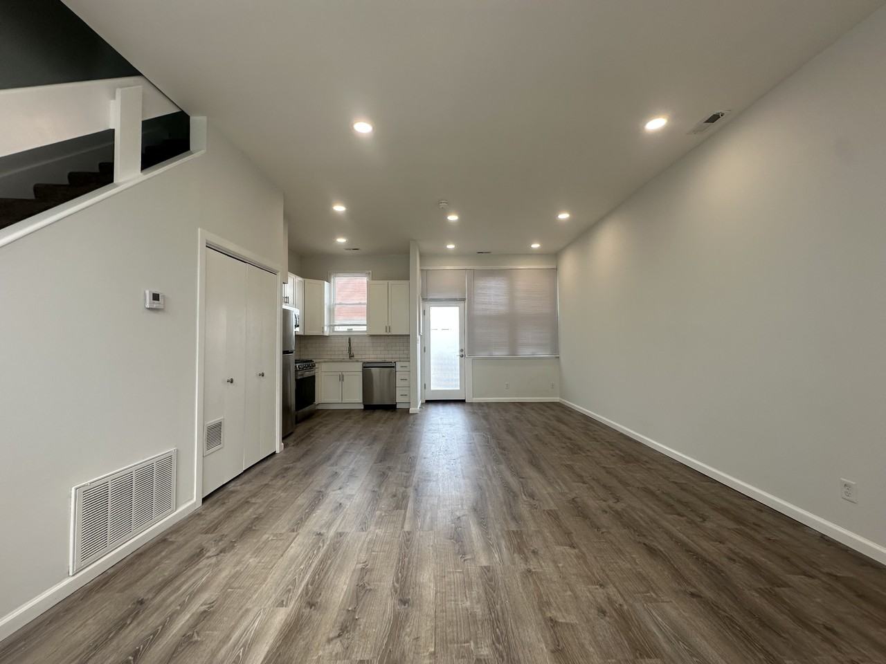 1111 Biddle St #1 - Photo 3 of 9