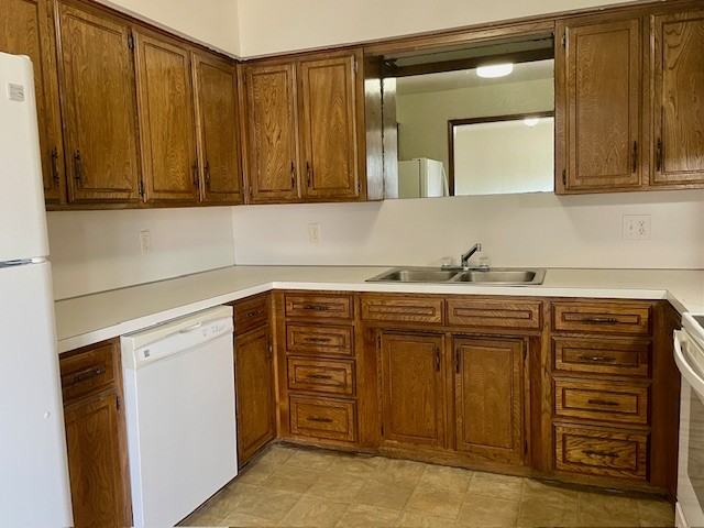 Jamestown Apartments 9 #1 - Photo 6 of 19