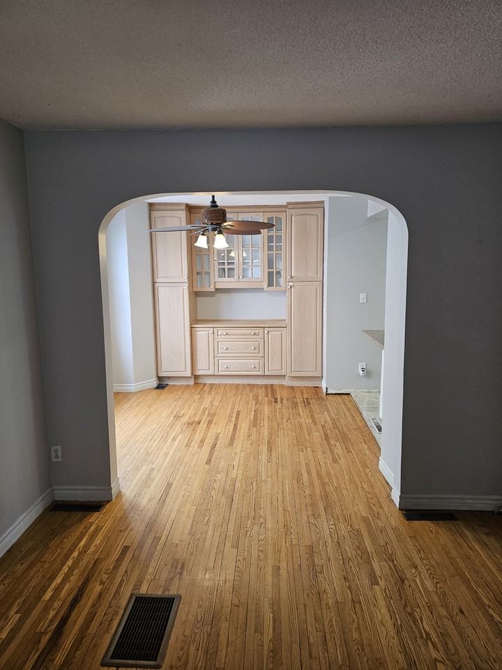 32 Myrtle Ave - Photo 3 of 50