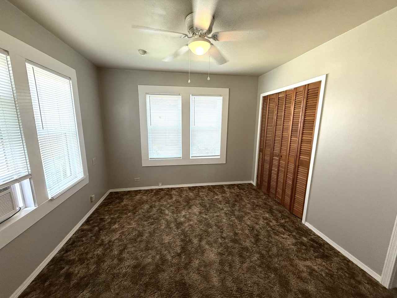 226 12th Ave Nw #1 - Photo 5 of 9