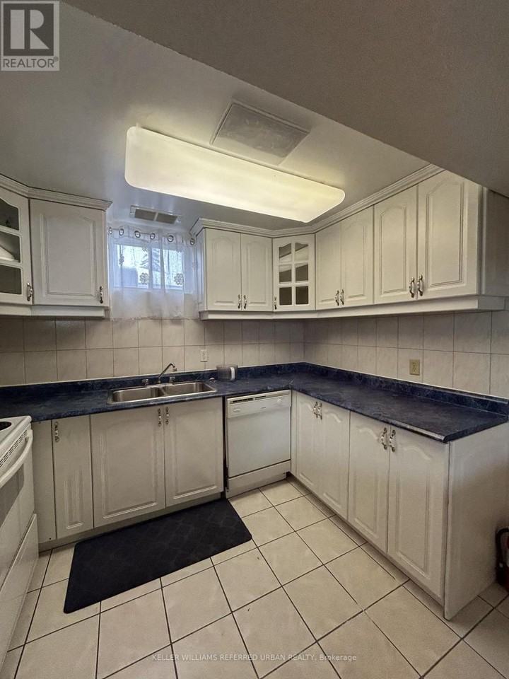 8114 Torbram Road - Photo 5 of 10