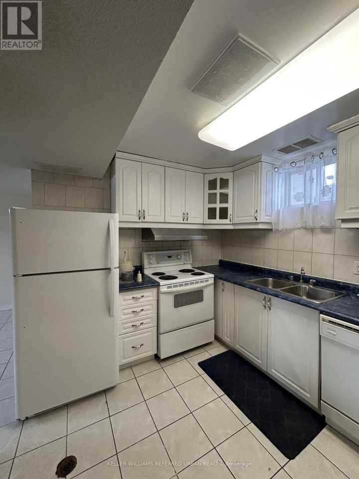 8114 Torbram Road - Photo 6 of 10