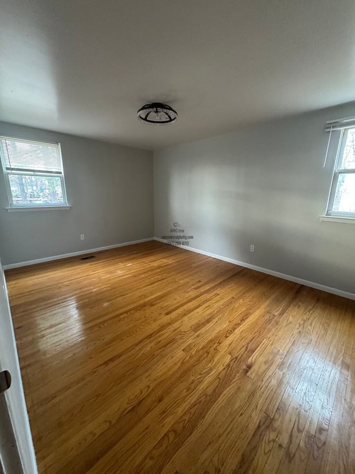 10008 Jeanes St #2 - Photo 6 of 18