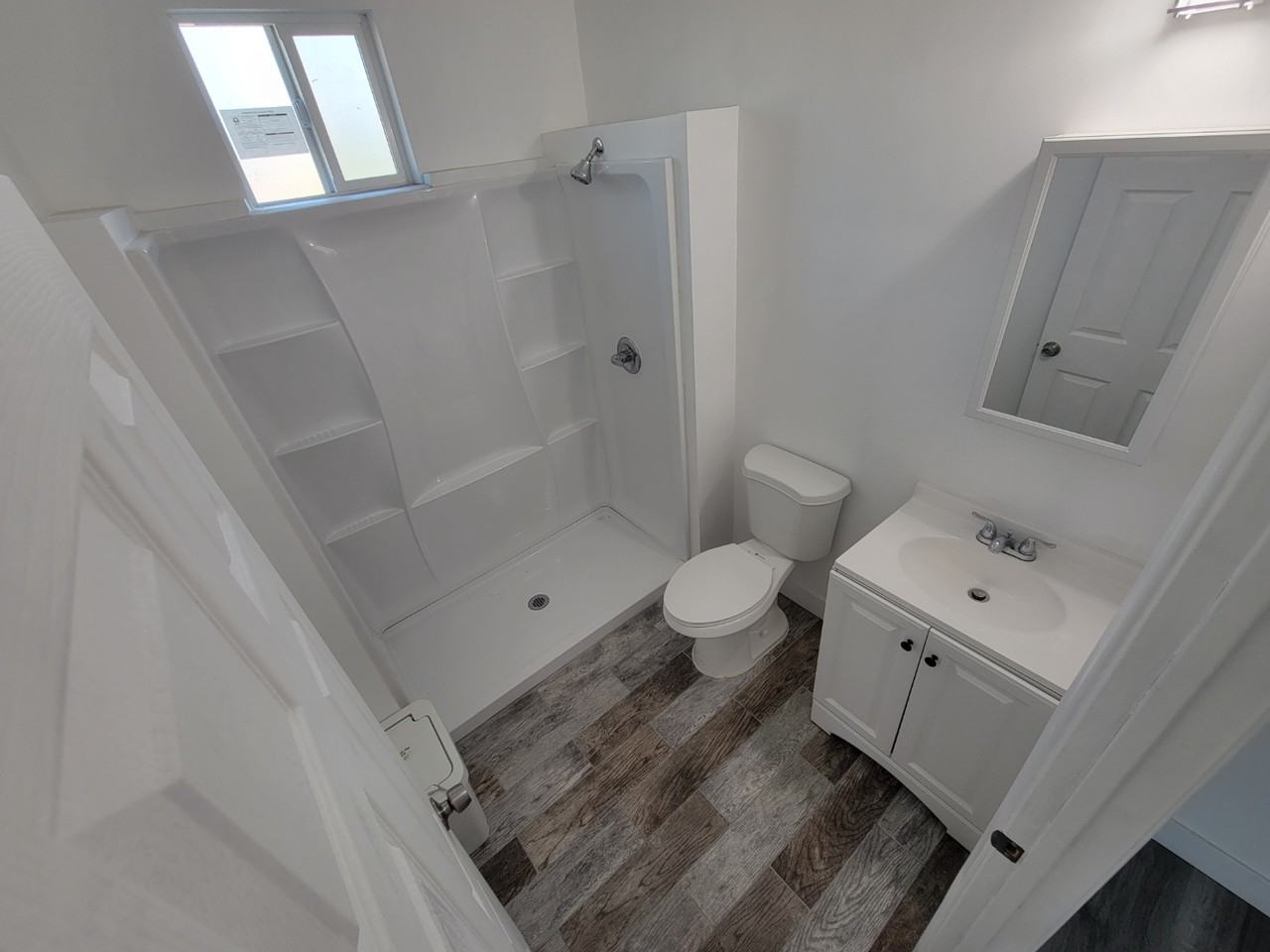 713 3/4 ADU - Photo 4 of 7