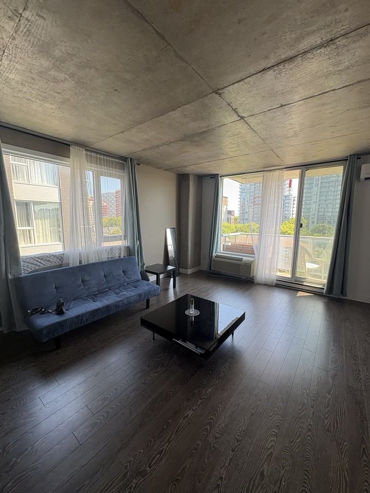 260 Boul Maisonneuve — photo 3