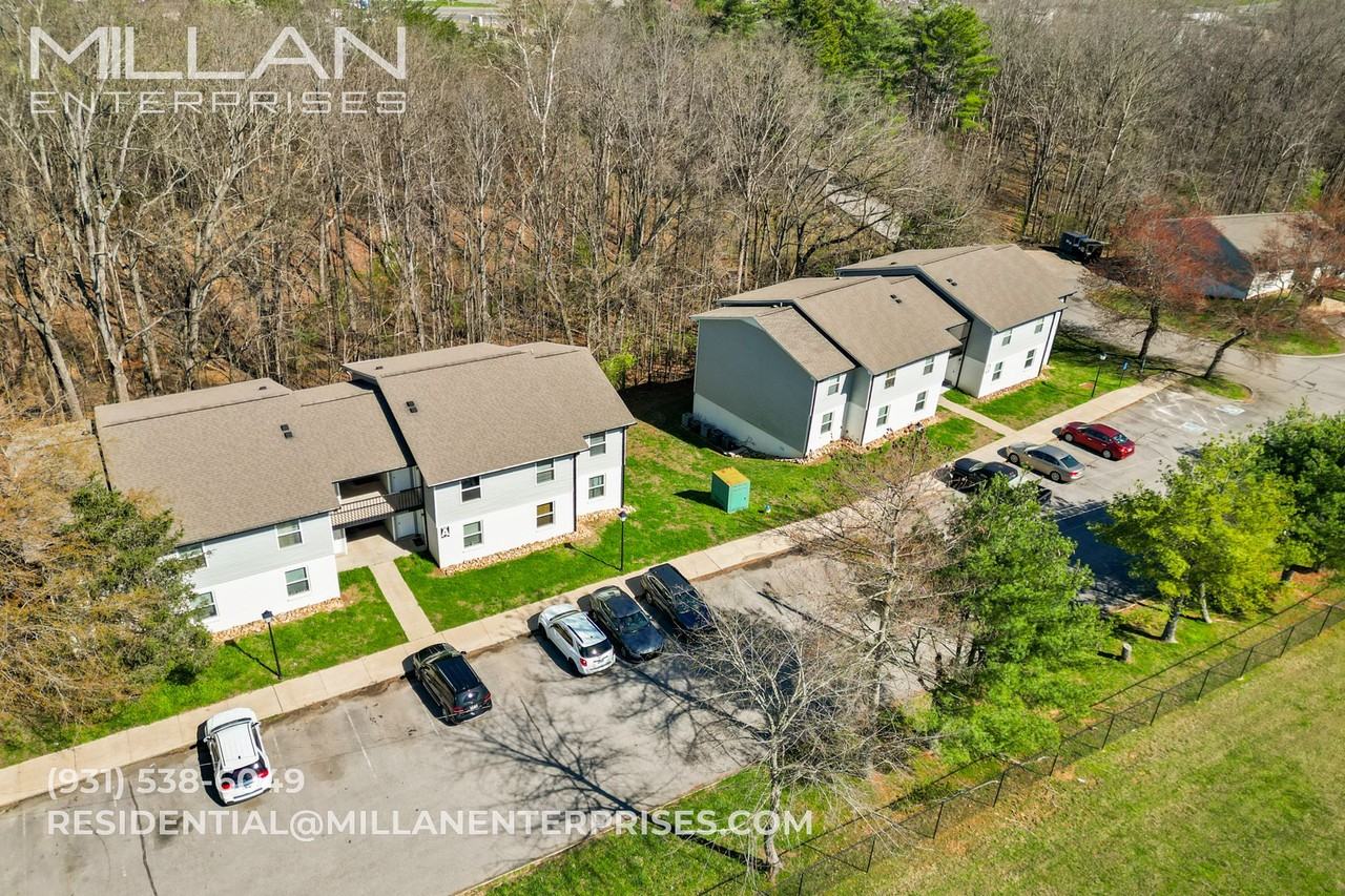 100 Valley View Dr - Photo 3 of 41