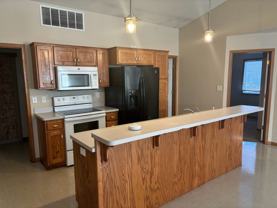 1535 Sw Washburn Ave #1 - Photo 1 of 1