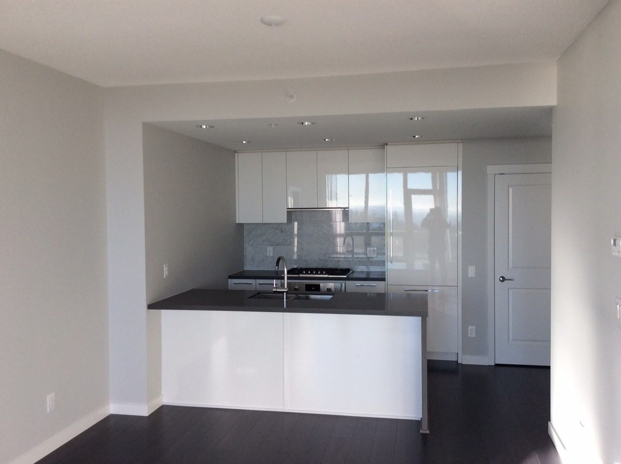 5628 Birney Ave - Photo 7 of 19