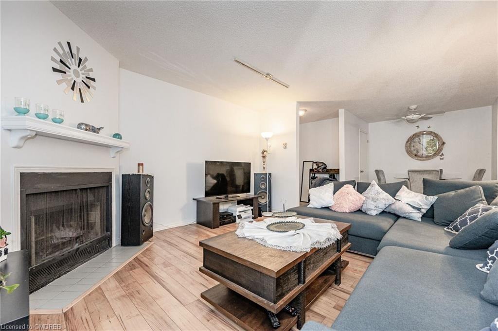 1512 Pilgrims Way - Photo 4 of 12