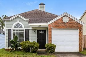 featured image of 605 Staffordshire Dr E