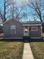 featured image of 120 Lakeside Ave