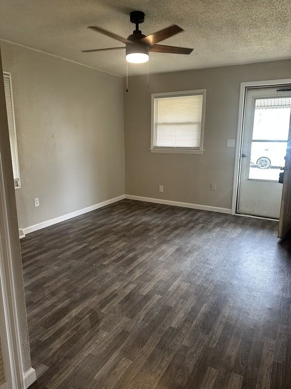 120 Lakeside Ave - Photo 3 of 7