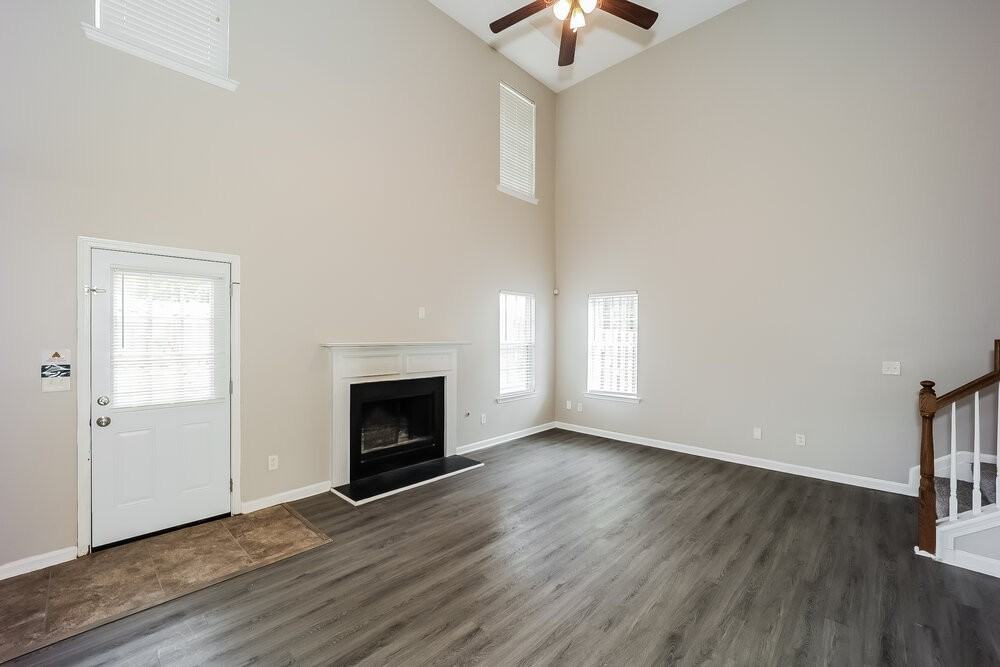 335 Sapphire Bnd - Photo 5 of 17