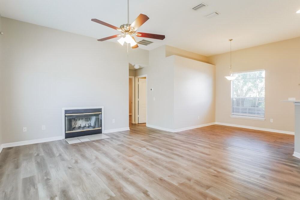 3376 State Road - Photo 4 of 19