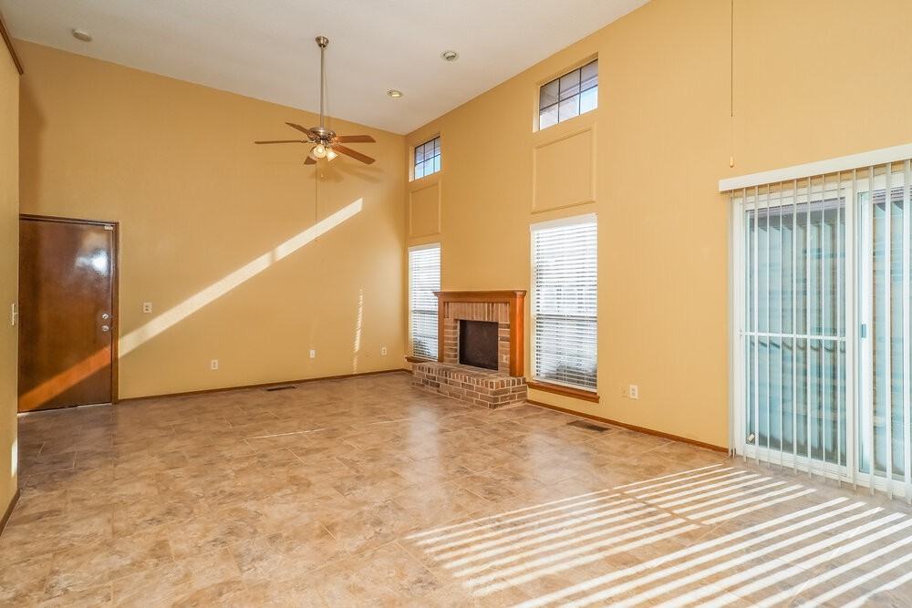 7728 Doris Dr - Photo 7 of 25