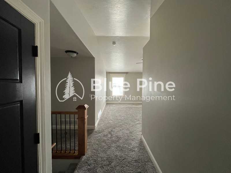 3688 Shale Ave - Photo 2 of 26