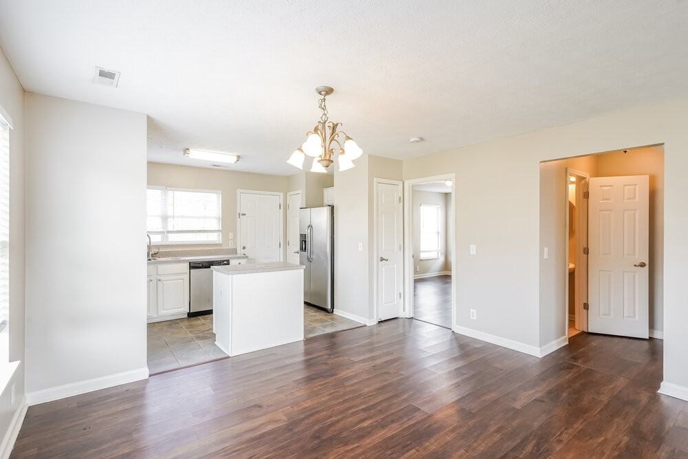 1701 Stone Hollow Ct - Photo 6 of 17