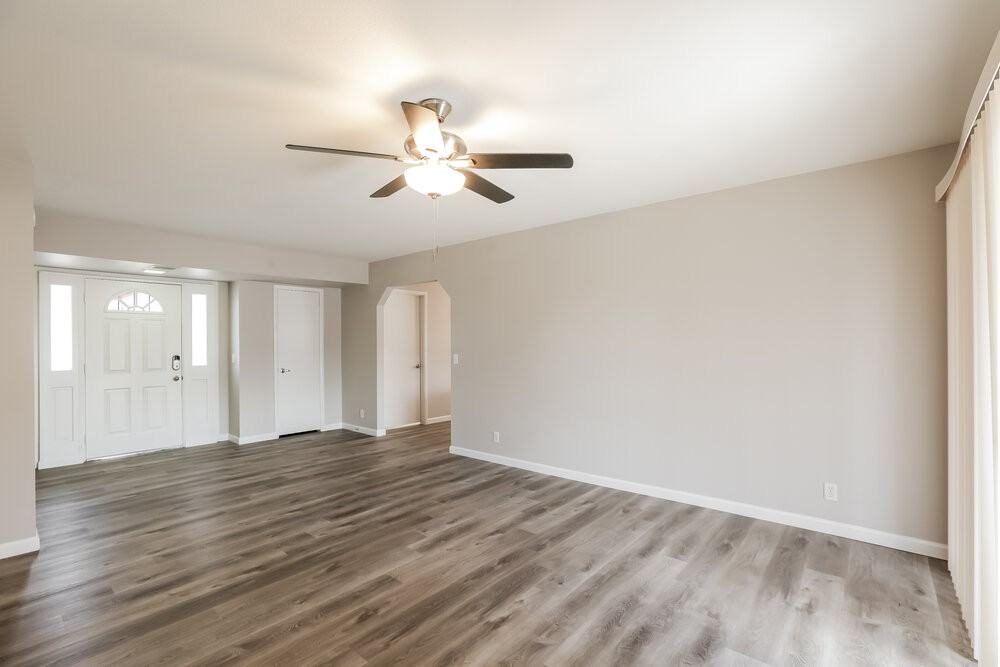 307 W Nopal Pl - Photo 6 of 16