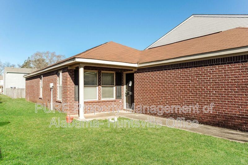 135 Wethersfield Dr - Photo 2 of 21