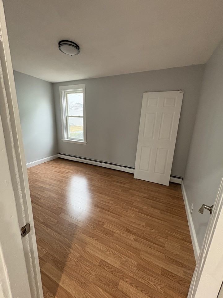 52 Harrison Ave #1 - Photo 4 of 10