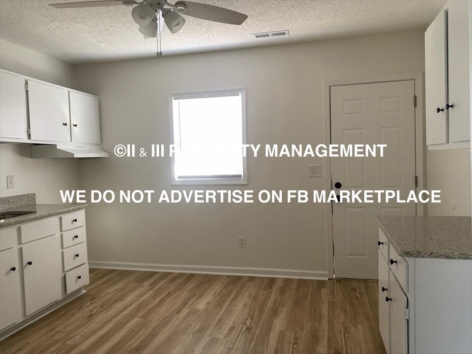 731 W 25th St #1 - Photo 4 of 19