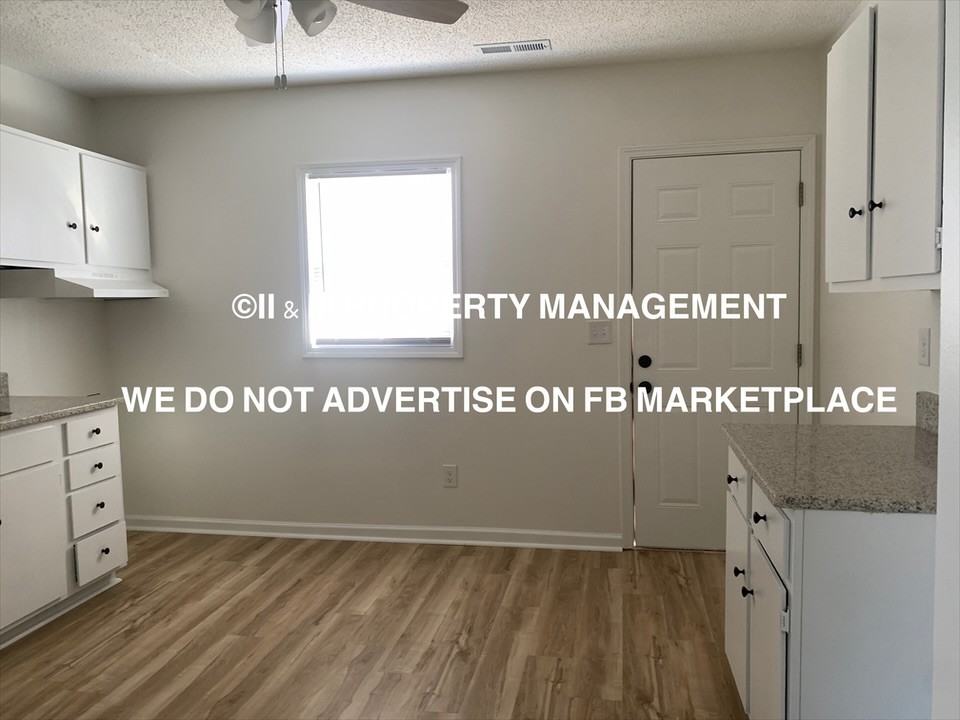 731 W 25th St #1 - Photo 5 of 19