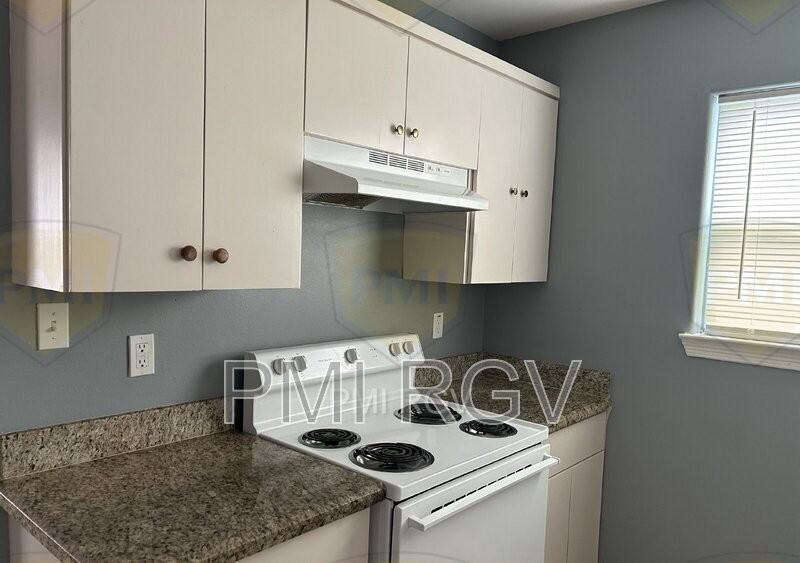 1420 Quitaca Dr - Photo 4 of 11