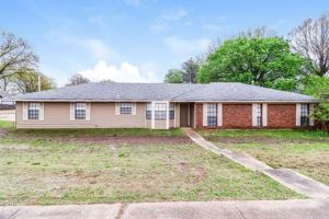 featured image of 4784 Ross Rd