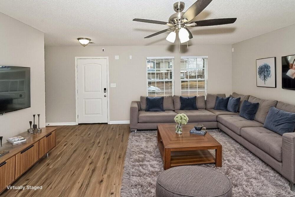 4422 Oakden Cv - Photo 4 of 20