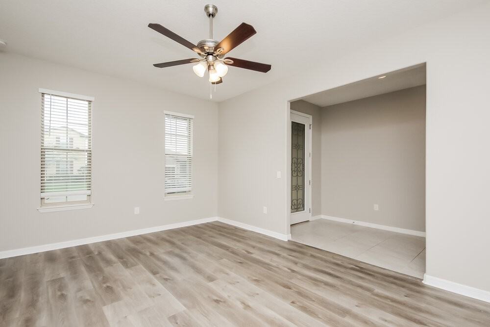 3687 Moca Dr - Photo 4 of 16