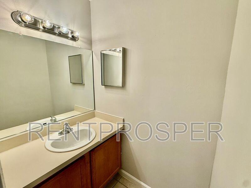 4267 S Semoran Blvd #8 - Photo 4 of 17