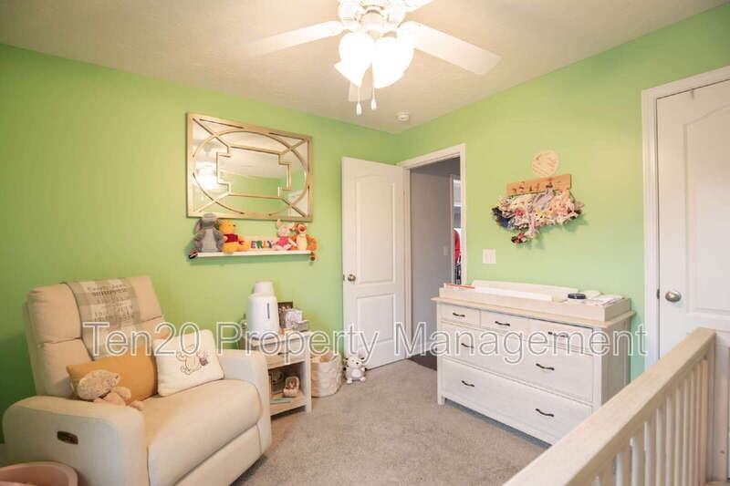 3100 Gatewood Dr - Photo 3 of 22