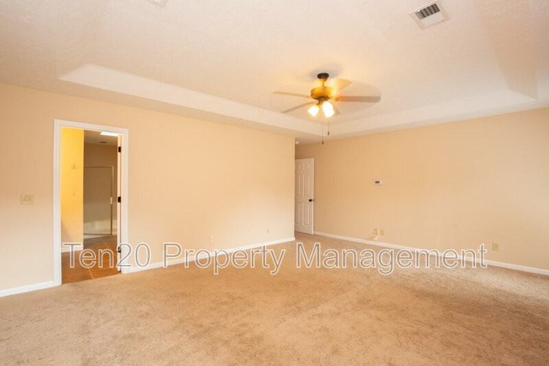 11 Leah Ct - Photo 4 of 20