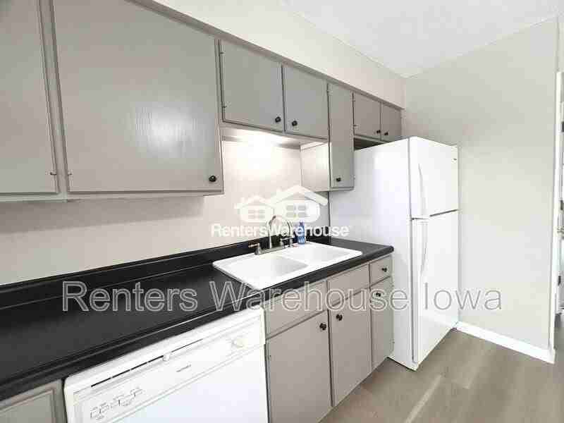 6202 Nw 62nd Ave #4 - Photo 6 of 20