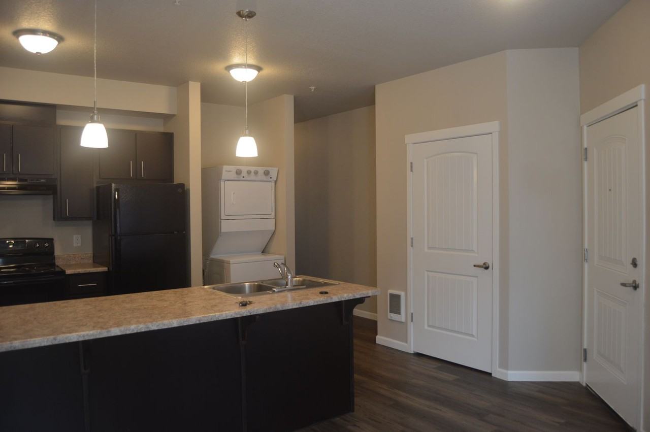 May's Landing Apartments - Photo 4 of 8