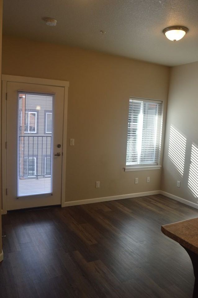 May's Landing Apartments - Photo 5 of 8