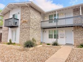 featured image of 2504 Manor Cir