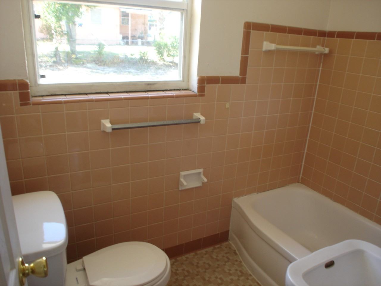 922 Lewis Dr #1 - Photo 5 of 9