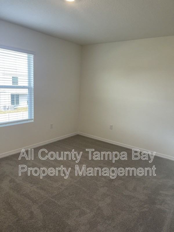 33061 Major Oak Dr - Photo 7 of 14