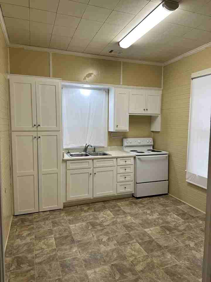 329 Sanford Ave #1 - Photo 2 of 13