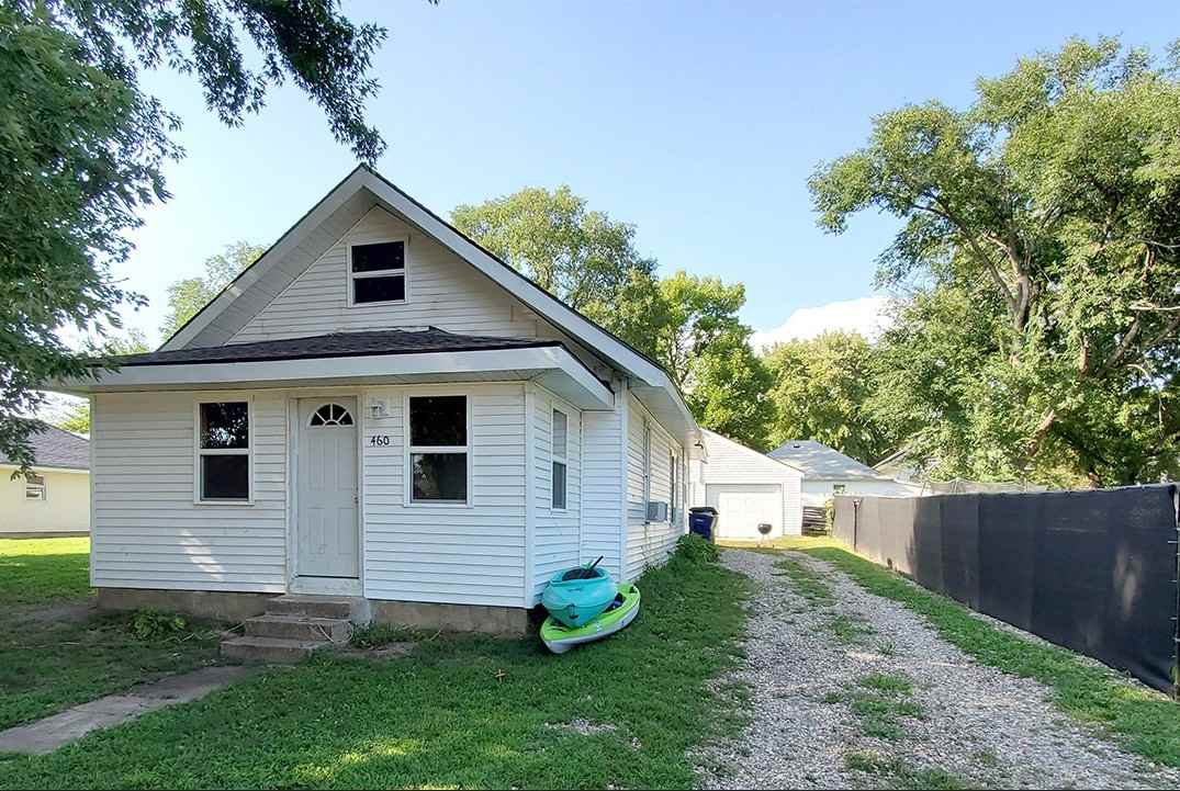 460 2nd St Nw #1 - Photo 2 of 20