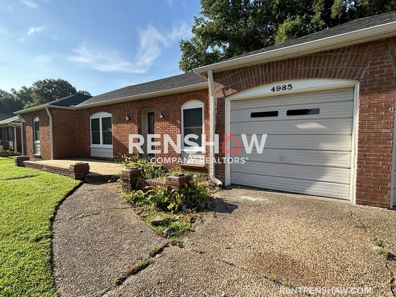 4985 Darlington Dr - Photo 2 of 37