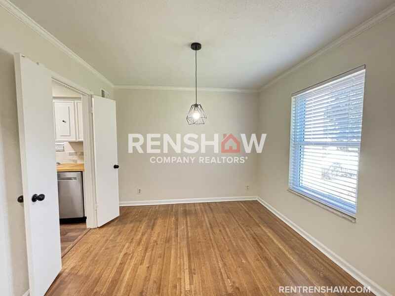 4985 Darlington Dr - Photo 6 of 37