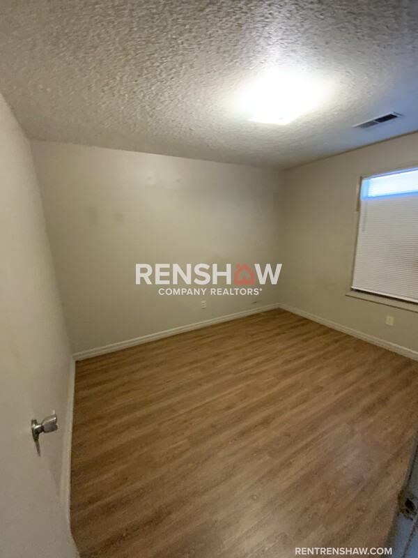320 Harton Ave - Photo 3 of 19