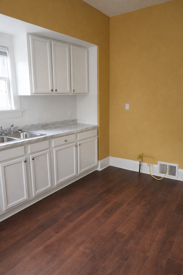 448 E 114th St #1 - Photo 3 of 5