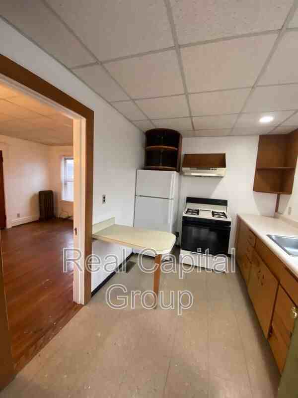 2161 Delaware Ave #REAR - Photo 3 of 8