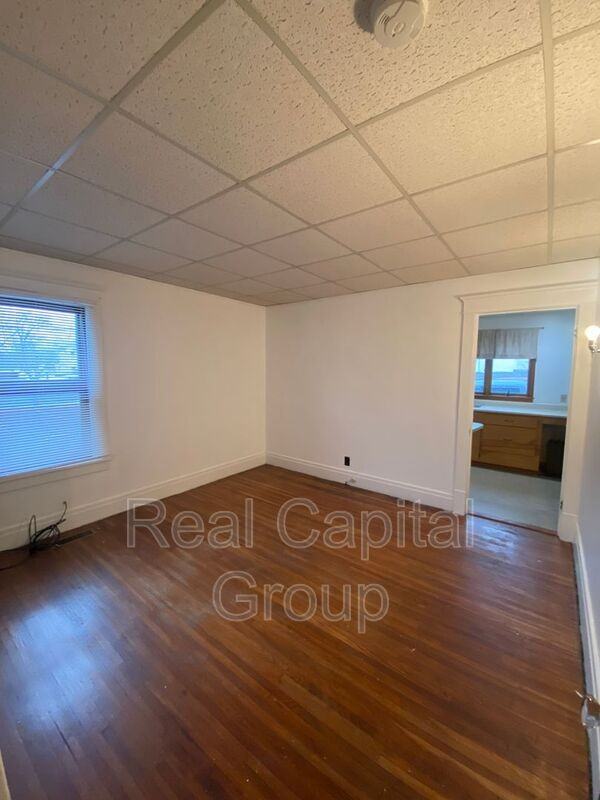 2161 Delaware Ave #REAR - Photo 5 of 8