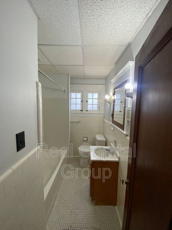 2161 Delaware Ave #REAR - Photo 6 of 8