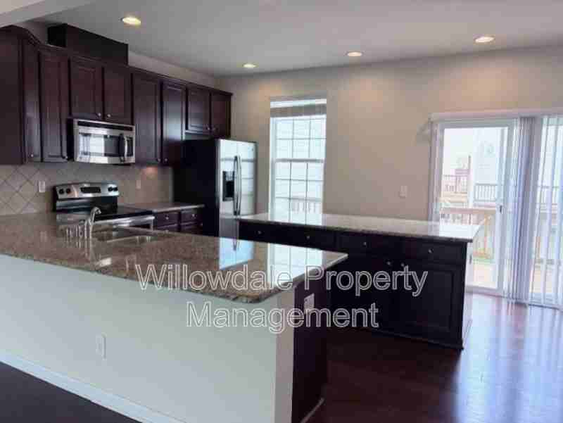 6025 Kentworth Dr - Photo 6 of 21