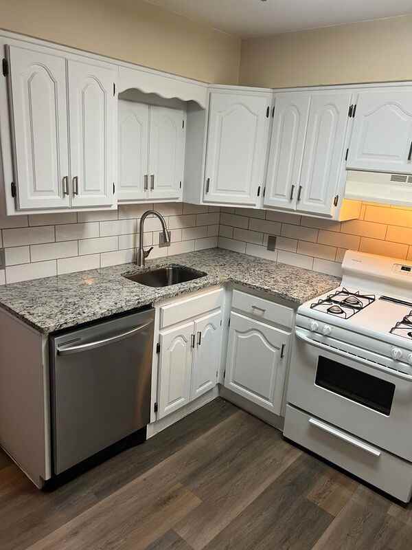 2129 S Delaware Ave #1 - Photo 4 of 14